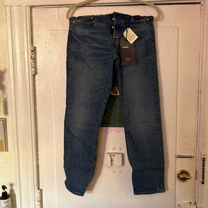 Levi’s Wedgie Jeans